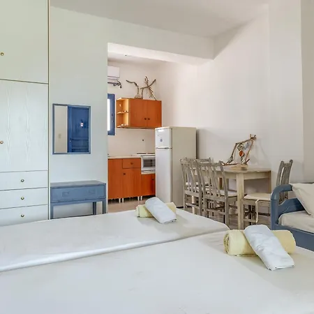 Perasma Studios 7 Kipri (Andros)