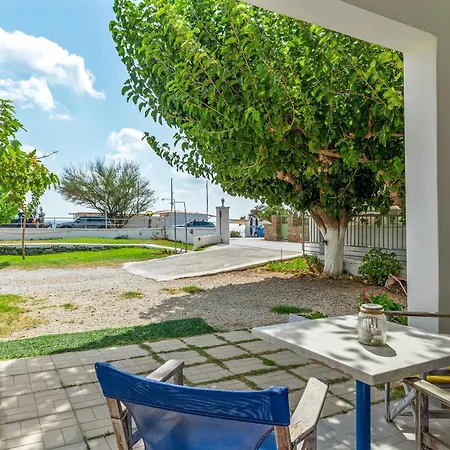 Perasma Studios 7 Kipri (Andros)